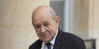 Jean-Yves Le Drian, minister for ten years, leaves foreign affairs