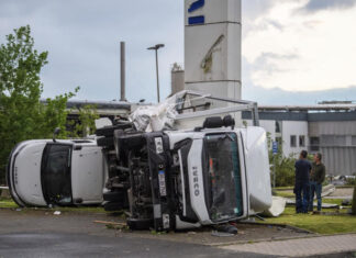 Tornado injures 38 and causes massive damage in western Germany