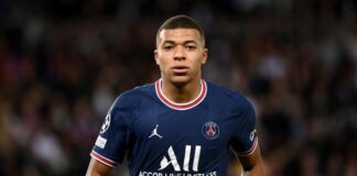 Kylian Mbappé given remaining at PSG by several media