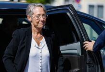 Elisabeth Borne defends her government and promises not to lie to the French