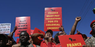 The South African radical left demonstrates against the presence of France in Africa
