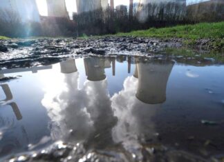 G7 countries commit to decarbonizing their electricity