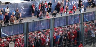 Champions League: scenes of chaos around the Stade de France before kick-off
