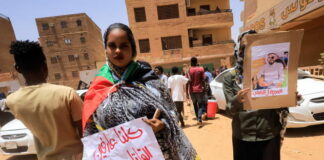 In Sudan, General Abdel Fattah Al-Bourhane lifts the state of emergency imposed during his October putsch