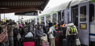 In Poland, Belarusian dissidents face rejection reactions