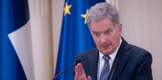 Finland formalizes ‘historic’ NATO bid, Sweden set to follow