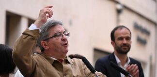 In Marseille, Jean-Luc Mélenchon inducts Manuel Bompard