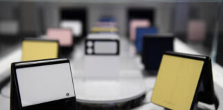 The European Union has voted in favor of a universal charger by autumn 2024 for electronic devices