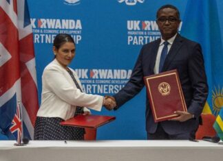 In the United Kingdom, the anguish of a gay migrant facing the risk of deportation in Rwanda