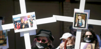 To fight overdoses, Canada authorizes small doses