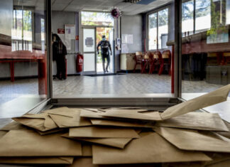 Legislative 2022: participation in the first round stands at 18.43% at noon, down 0.8 points compared to 2017