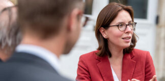 Amélie de Montchalin qualified for the second round of the 2022 legislative elections but in difficulty in Essonne