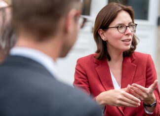 Amélie de Montchalin qualified for the second round of the 2022 legislative elections but in difficulty in Essonne