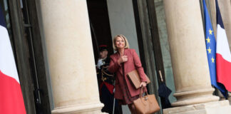 Brigitte Bourguignon qualifies narrowly in Pas-de-Calais during the first round of the legislative elections