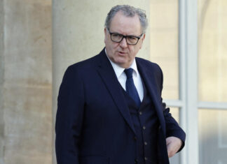 Richard Ferrand in the lead in the first round of the legislative elections in Finistère