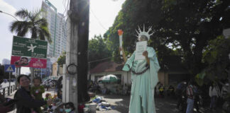 Cambodia sentences 30 activists and politicians to prison