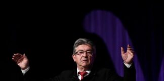 Jean-Luc Mélenchon cements the union by exclusively targeting Emmanuel Macron as the legislative elections approach