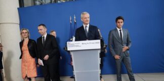 The government reduces its growth target in 2022 to 2.5% of GDP against the 4.5% forecast in its budget