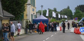 At the Eurockéennes de Belfort, a violent storm causes the cancellation of the first evening