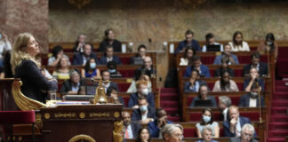 General policy speech by Elisabeth Borne: the call for compromises does not convince the opposition