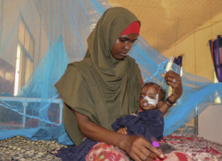 European Union launches airlift to deliver emergency aid to Somalia