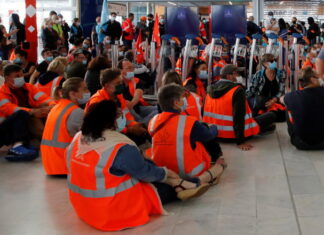 Strike at Paris airports: employees vote to end the movement