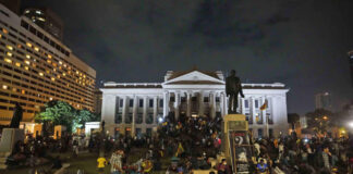 Sri Lanka in the dark after the announcement of the resignation of its president in fugitive