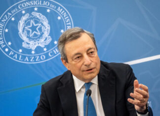 Mario Draghi, President of the Italian Council, announces his resignation after the crumbling of his coalition