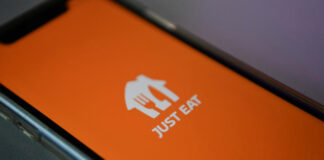 Call for a strike among Just Eat delivery people, under the threat of the heat wave and a layoff plan