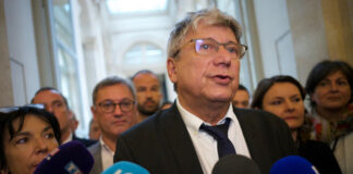 The committee against sexist violence of La France insoumise defends Eric Coquerel