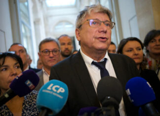 The committee against sexist violence of La France insoumise defends Eric Coquerel
