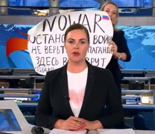 Russia: Journalist Who Criticized Ukraine Offensive on TV Arrested