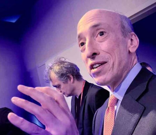 Crypto Regulation: SEC Chair Gary Gensler’s Views on Cryptocurrency as Currency news-10102024-055740