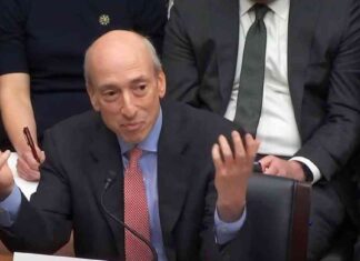 Gary Gensler Departure Sparks Mixed Reactions news-11102024-000650