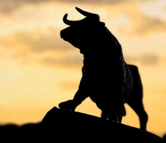 Bitcoin Demand Surges: Catalyst for $70K BTC Price Target news-19102024-094626