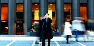 Offering Crypto Directly to Clients: Charles Schwab’s New Approach Under Incoming CEO news-22112024-080154