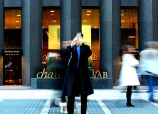 Offering Crypto Directly to Clients: Charles Schwab’s New Approach Under Incoming CEO news-22112024-080154