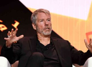 Bitcoin Buying Plans Boosting Stocks: Michael Saylor Redux or Long Island Iced Tea Fad? news-25112024-232419