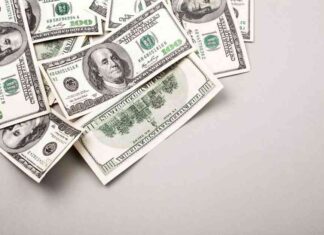 Bitcoin (BTC) Institutional Adoption Grows with Increasing ETF Filings bitcoin-btc-nstitutional-adoption-grows-with-ncreasing-etf-filings